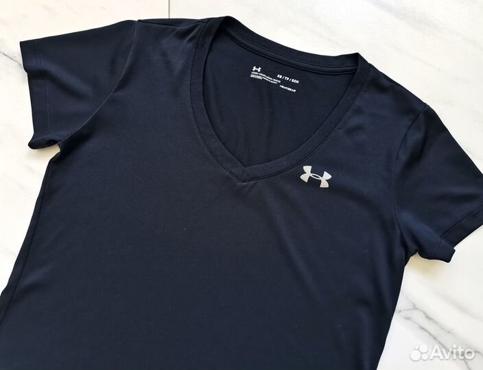 Футболка Under Armour Women's UA Tech V-Neck