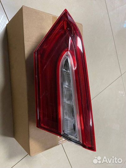 Фонарь задний Toyota Camry V70