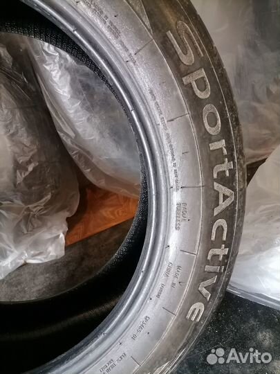 Sportrak SP302 235/55 R19