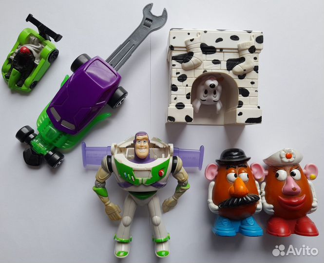 Старые игрушки 90х, фигурки, брелки, киндеры, etc