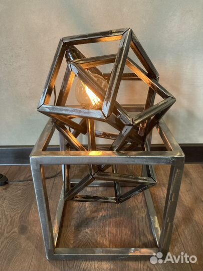 Светильник лофт напольный настольный