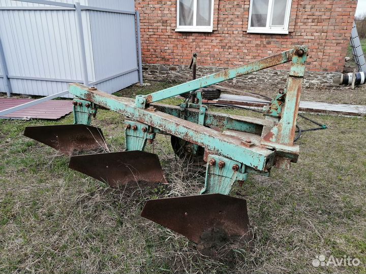 Плуг ЛесАгроМаш ПЛН-3-35, 2000