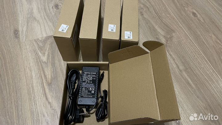 Оптом от 10шт. Блоки питания 12V 5A новые