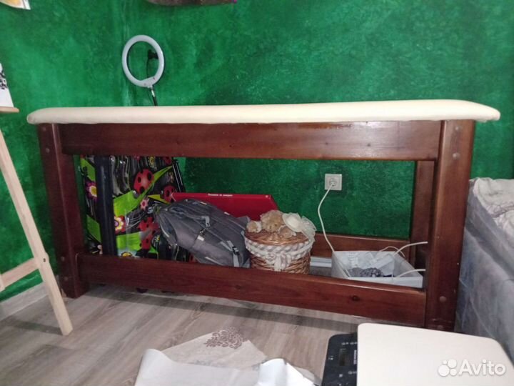 Кушетка массив