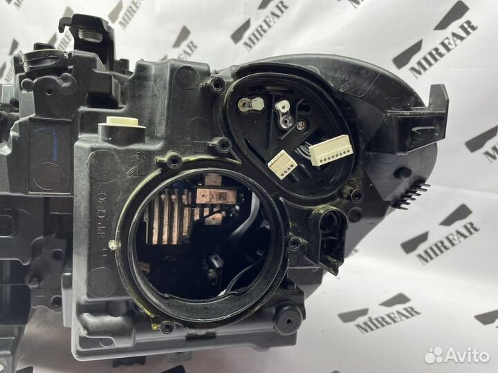 Фара правая BMW X5 Laser