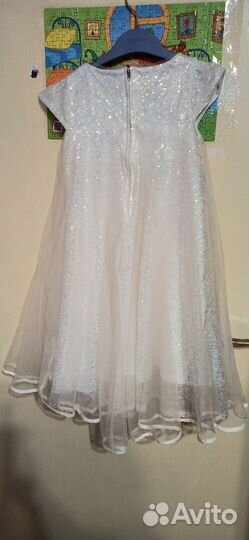 Платье детское праздничное новое 116-120 см
