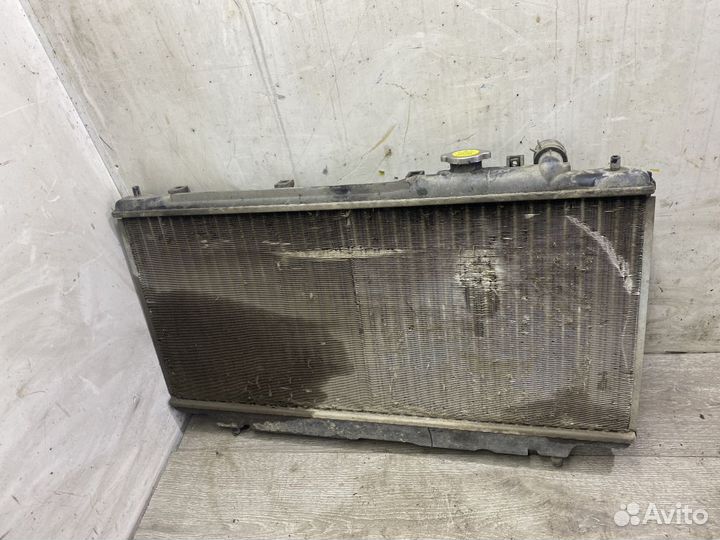 Радиатор основной Mazda Familia