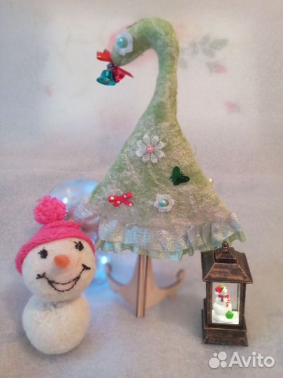 Елочка-игольница валяная