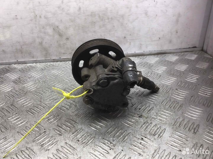 Насос гидроусилителя руля Volkswagen Golf 1J042215