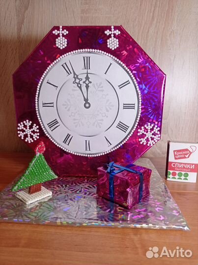 Новогодняя поделка часы