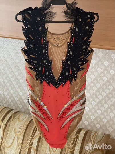 Купальник для художественной гимнастики