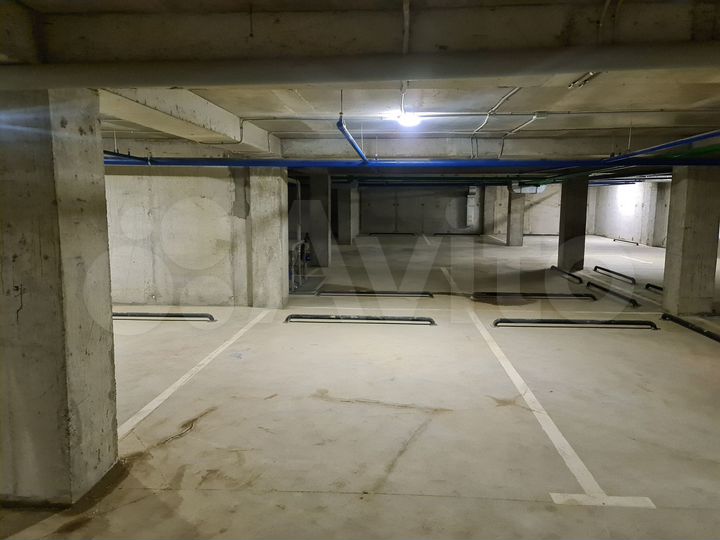 Машиноместо, 13 м²