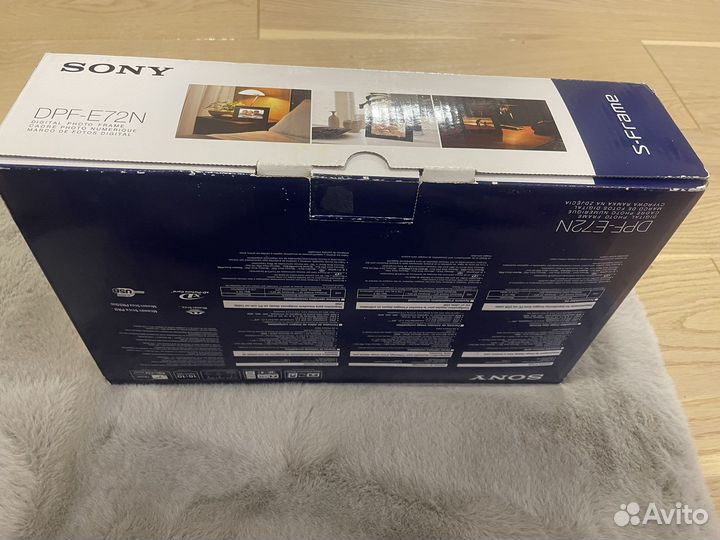 Цифровая фоторамка Sony