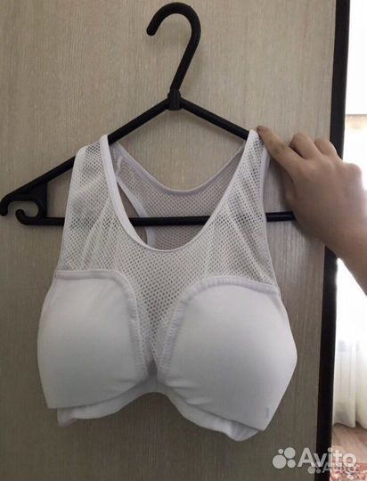 Нагрудник женский