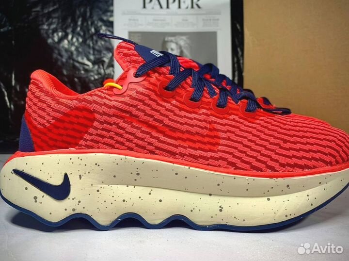 Кроссовки Nike красные