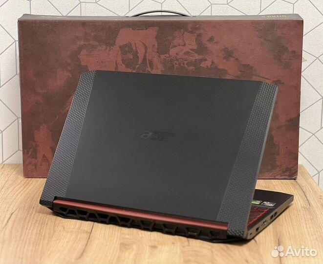 Игровой Acer Nitro Ryzen 5 3550H/ GTX1650/ 512SSD
