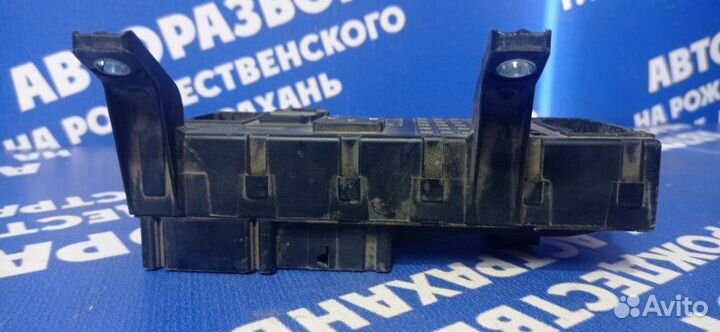 Блок предохранителей салона Fiat Albea седан