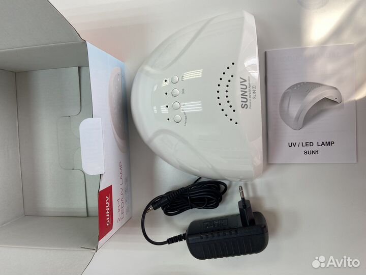 Маникюрная лампа