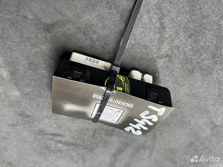 Эбу рулевой рейки Sequoia Tundra 2008-2017