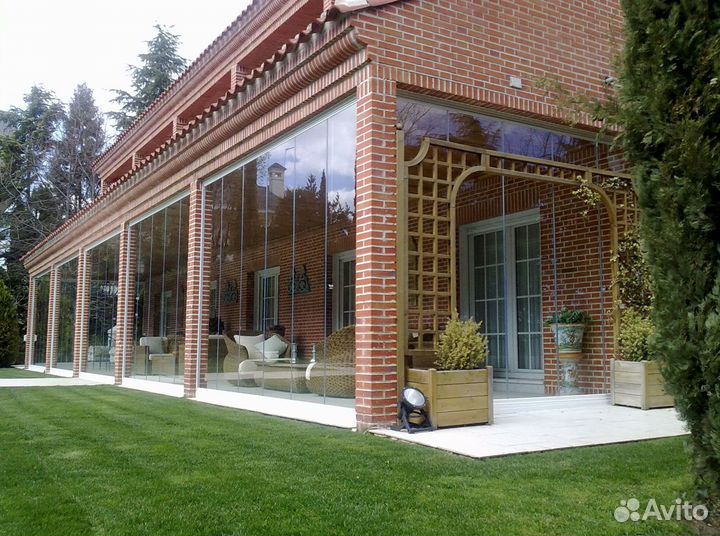 Безрамное остекление лоджий