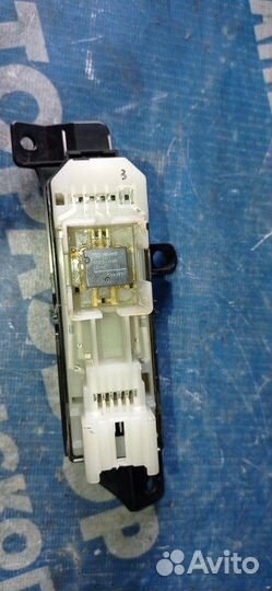 Кнопка стеклоподъемника Lexus Gs350 седан 2GR-FSE