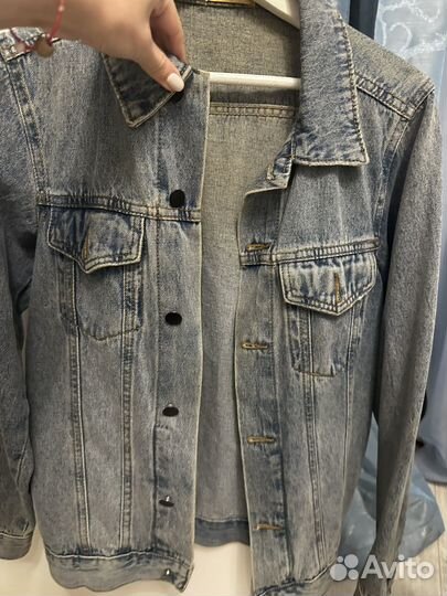 Джинсовая куртка