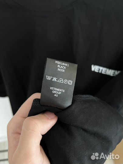 Футболка vetements