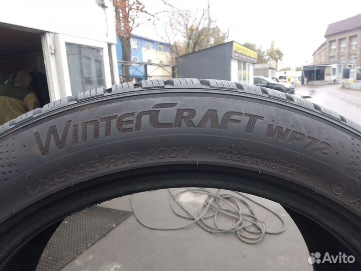 Kumho WinterCraft WP72 245/45 R18 100V
