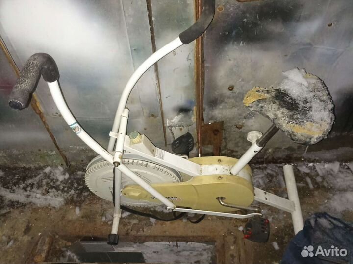 Велотренажер torneo