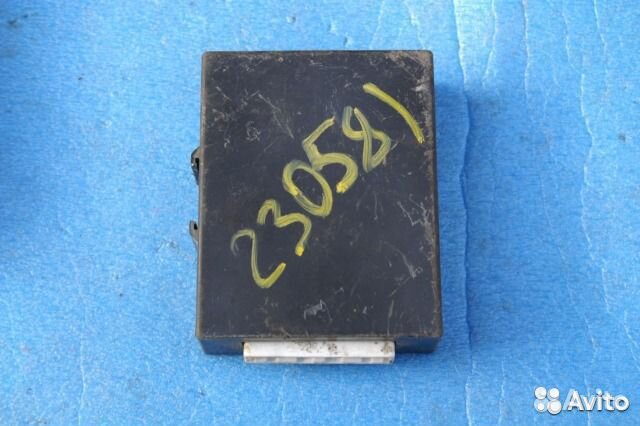 Infiniti FX (S50) 2003-2007г бачок тормозной