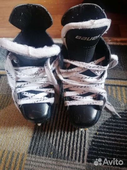 Хоккейные коньки bauer
