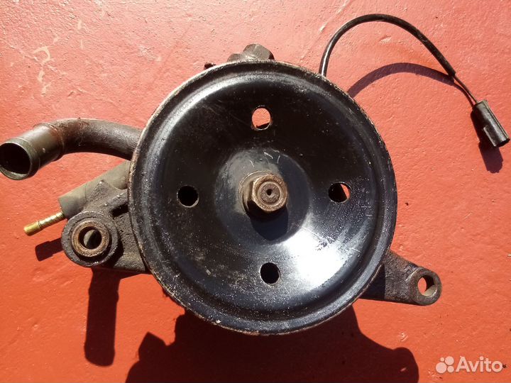 Насос Гур Мазда 626