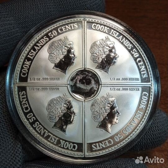 Острова кука. 2 доллара (4х50 центов) 2006 года