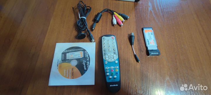Avermedia AverTV express 34 card TV FM remote