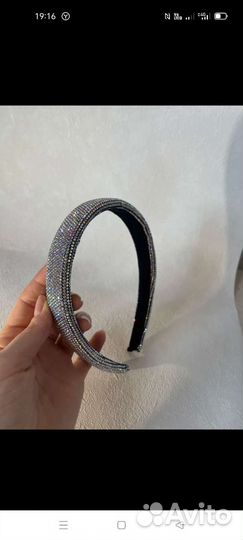Ободок для волос со стразами