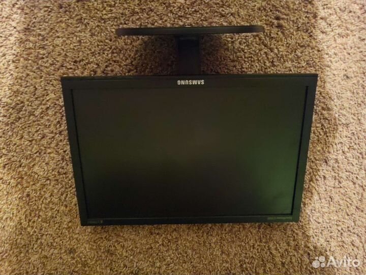 Монитор Samsung 19 дюймов Model:E1920NW