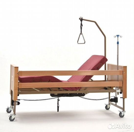 Медицинская кровать