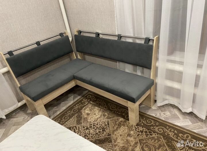 Кухонный уголок новый в наличии