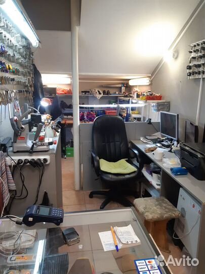 Ремонт обуви и одежды, изготовление ключей, ателье