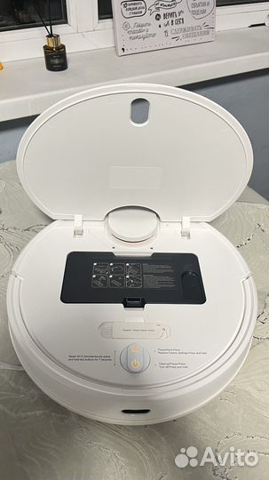 Робот пылесос