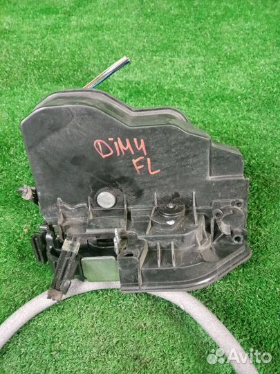 Замок боковой двери передний левый Bmw 335I E93