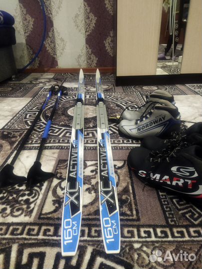 Беговые лыжи