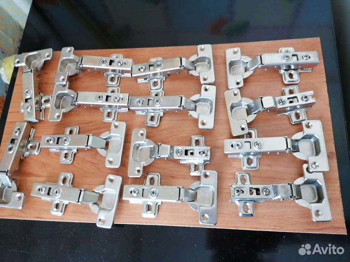 Мебельная фурнитура