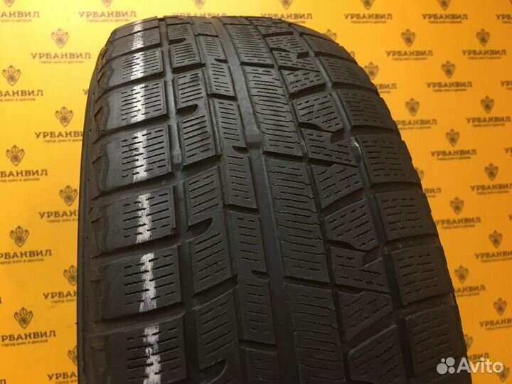 Yokohama Ice Guard IG50 215/65 R16 98Q