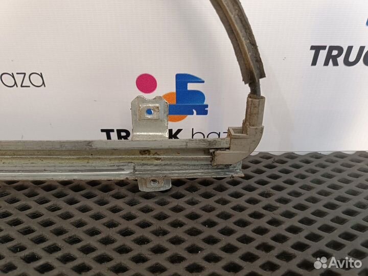 A9737201746 Стеклоподъемник электрический левый