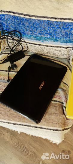 Ноутбук asus X5DIj