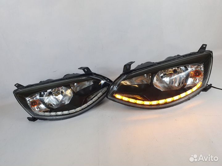 Фары Калина 2 с дхо и бегающим поворотником