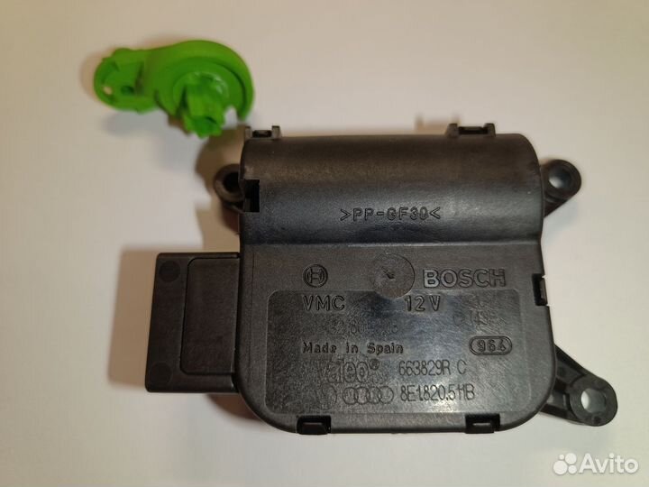 Исп.Эл. двигатель заслонки оттаивателя Audi A4 B6