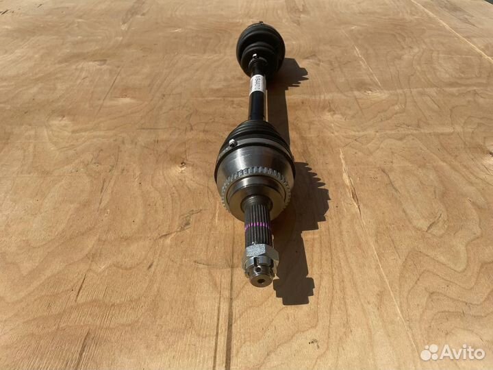 Привод передний Mitsubishi Galant 9 DJ1A 2.4 4G69