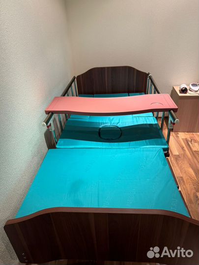 Кровать для лежачих больных с электроприводом